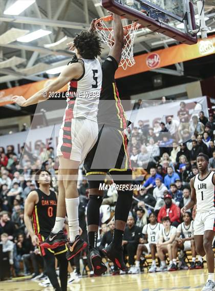 Thumbnail 2 in Long Island Lutheran vs. Oak Hill Academy (Spalding Hoophall Classic) photogallery.