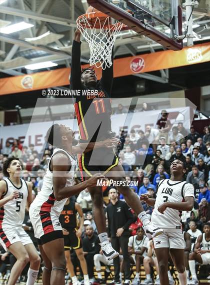 Thumbnail 1 in Long Island Lutheran vs. Oak Hill Academy (Spalding Hoophall Classic) photogallery.