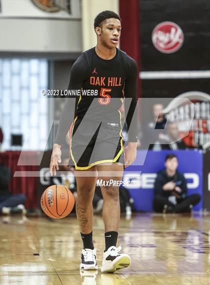 Thumbnail 2 in Long Island Lutheran vs. Oak Hill Academy (Spalding Hoophall Classic) photogallery.