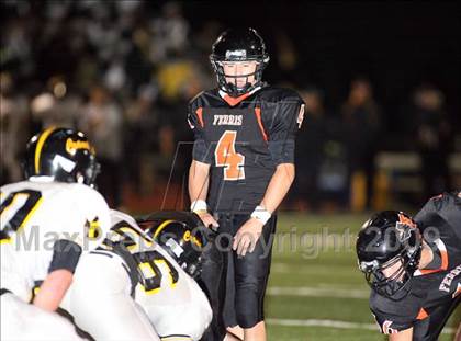 Thumbnail 1 in Crandall @ Ferris photogallery.