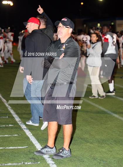 Thumbnail 3 in Valley View @ San Gorgonio (CIF Southern Regional Division 5-AA Final)  photogallery.