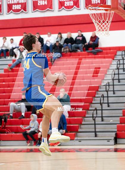 Thumbnail 1 in Hampton vs Moon Area (Legends Classic) photogallery.