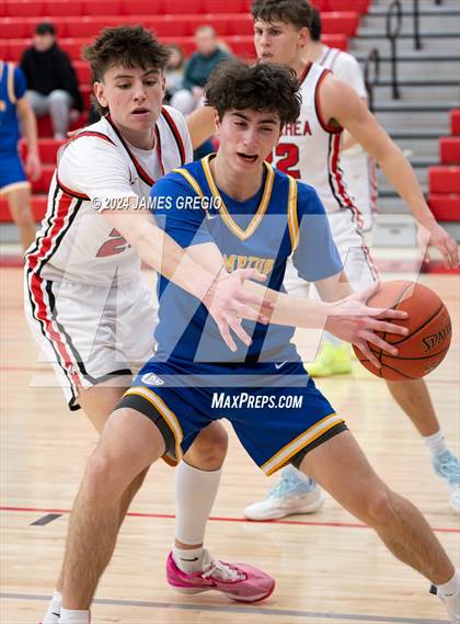 Thumbnail 1 in Hampton vs Moon Area (Legends Classic) photogallery.
