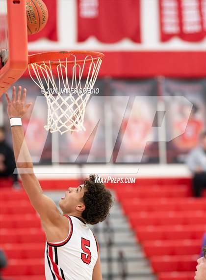 Thumbnail 3 in Hampton vs Moon Area (Legends Classic) photogallery.