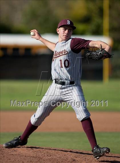Thumbnail 1 in Bellflower @ Cerritos photogallery.