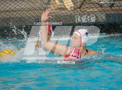 Thumbnail 3 in Mater Dei vs Orange Lutheran (CIF Div 1 Regional Final) photogallery.