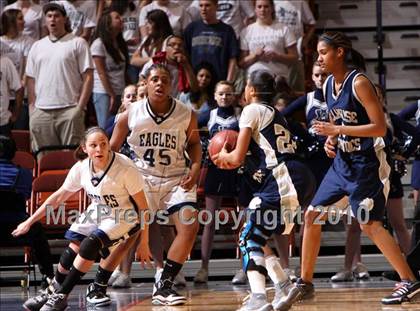 Thumbnail 3 in Hillhouse vs. Wethersfield (CIAC Class L Final) photogallery.