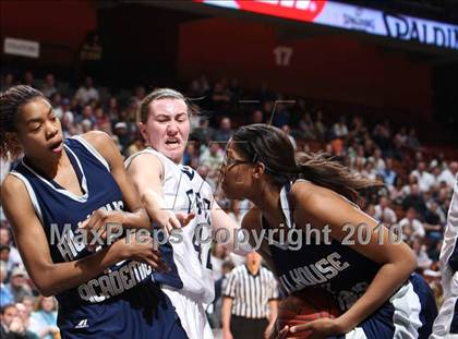 Thumbnail 1 in Hillhouse vs. Wethersfield (CIAC Class L Final) photogallery.