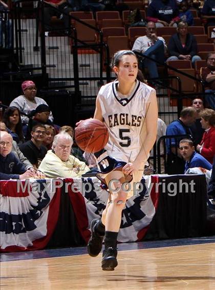 Thumbnail 2 in Hillhouse vs. Wethersfield (CIAC Class L Final) photogallery.