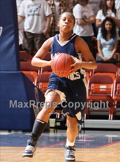 Thumbnail 3 in Hillhouse vs. Wethersfield (CIAC Class L Final) photogallery.