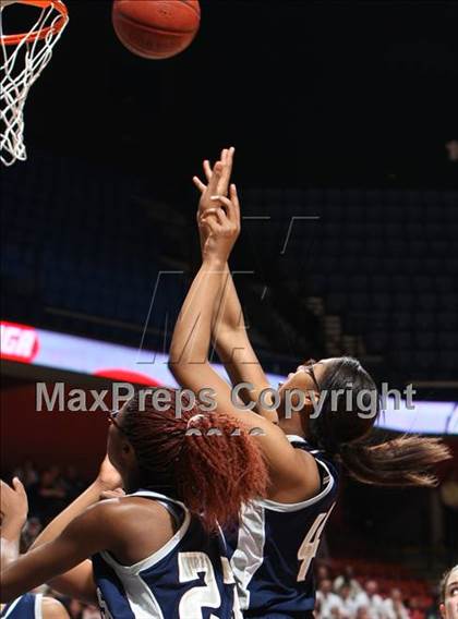 Thumbnail 1 in Hillhouse vs. Wethersfield (CIAC Class L Final) photogallery.