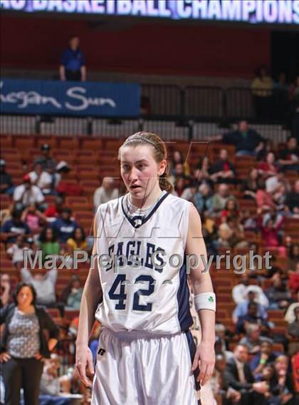 Thumbnail 2 in Hillhouse vs. Wethersfield (CIAC Class L Final) photogallery.