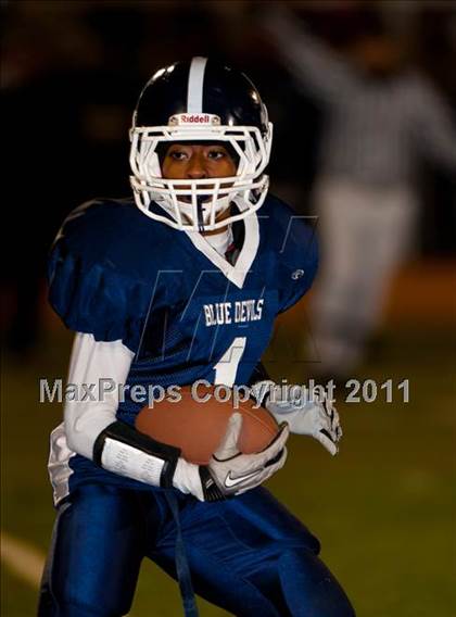 Thumbnail 1 in Elmira Free Academy vs. Maine-Endwell (Section 4 Class A Final) photogallery.