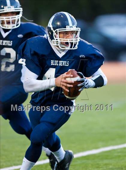 Thumbnail 1 in Elmira Free Academy vs. Maine-Endwell (Section 4 Class A Final) photogallery.