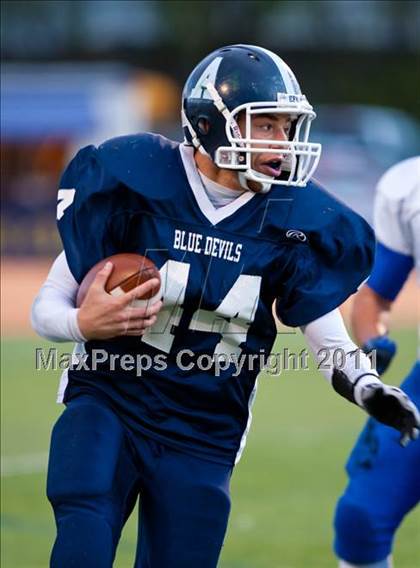 Thumbnail 2 in Elmira Free Academy vs. Maine-Endwell (Section 4 Class A Final) photogallery.