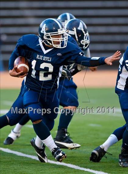 Thumbnail 3 in Elmira Free Academy vs. Maine-Endwell (Section 4 Class A Final) photogallery.