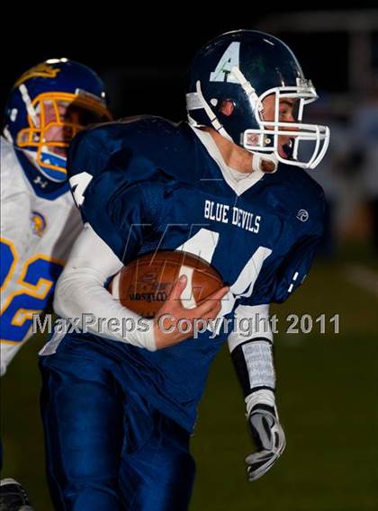 Thumbnail 2 in Elmira Free Academy vs. Maine-Endwell (Section 4 Class A Final) photogallery.