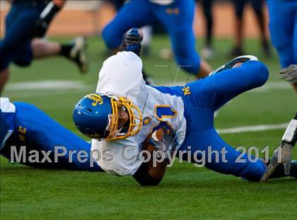 Thumbnail 2 in Elmira Free Academy vs. Maine-Endwell (Section 4 Class A Final) photogallery.