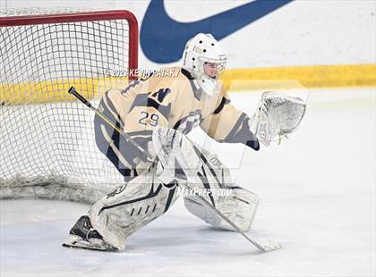 Thumbnail 2 in Conard vs. Newington Co-op (CCC South Final) photogallery.