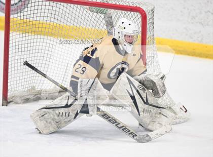 Thumbnail 1 in Conard vs. Newington Co-op (CCC South Final) photogallery.