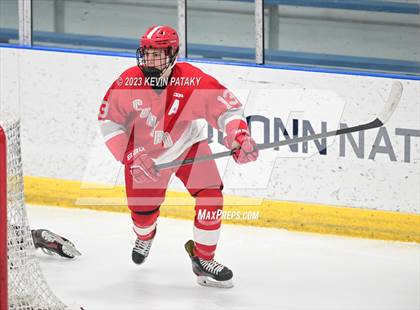 Thumbnail 1 in Conard vs. Newington Co-op (CCC South Final) photogallery.