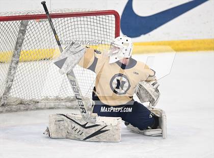 Thumbnail 2 in Conard vs. Newington Co-op (CCC South Final) photogallery.