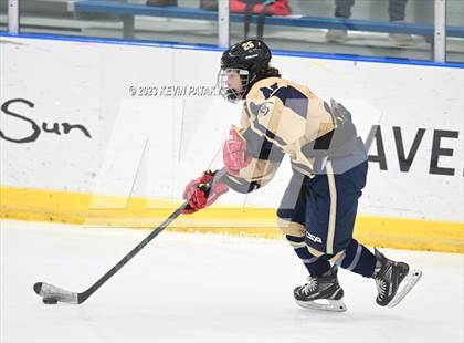 Thumbnail 2 in Conard vs. Newington Co-op (CCC South Final) photogallery.
