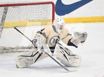 Thumbnail 1 in Conard vs. Newington Co-op (CCC South Final) photogallery.