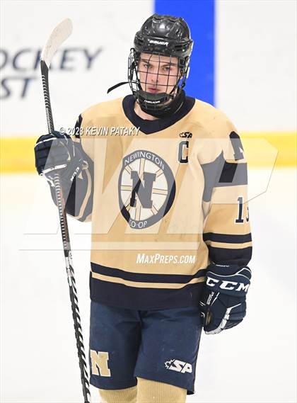 Thumbnail 2 in Conard vs. Newington Co-op (CCC South Final) photogallery.