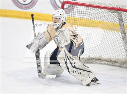 Thumbnail 2 in Conard vs. Newington Co-op (CCC South Final) photogallery.