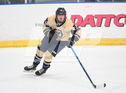 Thumbnail 3 in Conard vs. Newington Co-op (CCC South Final) photogallery.