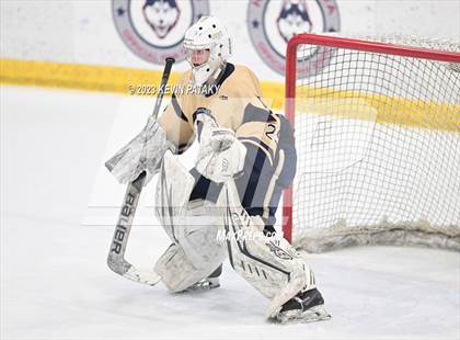 Thumbnail 2 in Conard vs. Newington Co-op (CCC South Final) photogallery.