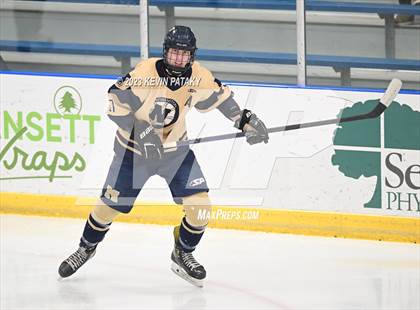 Thumbnail 2 in Conard vs. Newington Co-op (CCC South Final) photogallery.