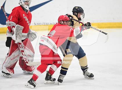 Thumbnail 2 in Conard vs. Newington Co-op (CCC South Final) photogallery.