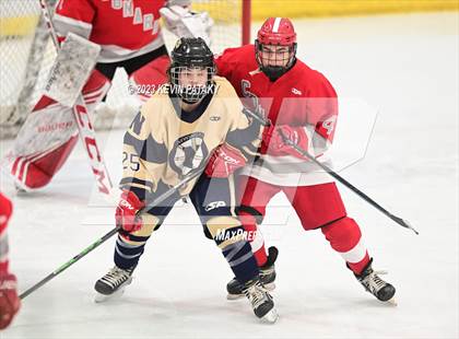Thumbnail 2 in Conard vs. Newington Co-op (CCC South Final) photogallery.