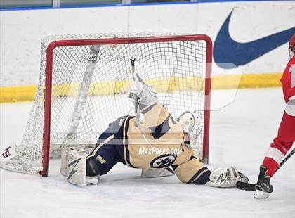 Thumbnail 3 in Conard vs. Newington Co-op (CCC South Final) photogallery.