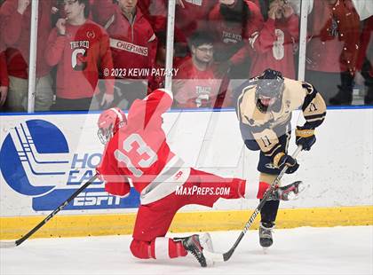 Thumbnail 2 in Conard vs. Newington Co-op (CCC South Final) photogallery.