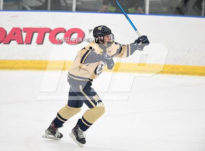 Thumbnail 2 in Conard vs. Newington Co-op (CCC South Final) photogallery.