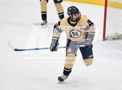 Thumbnail 2 in Conard vs. Newington Co-op (CCC South Final) photogallery.