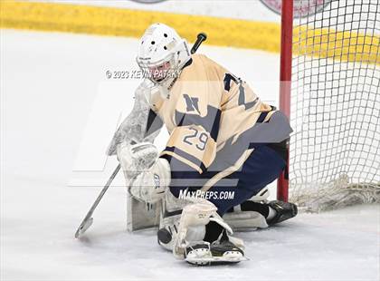 Thumbnail 2 in Conard vs. Newington Co-op (CCC South Final) photogallery.