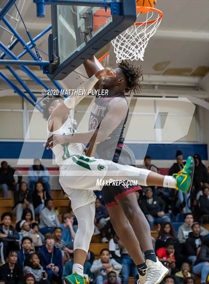Thumbnail 2 in Trinity Christian vs. Pine Forest (MLK Dream Jam @ Terry Sanford) photogallery.