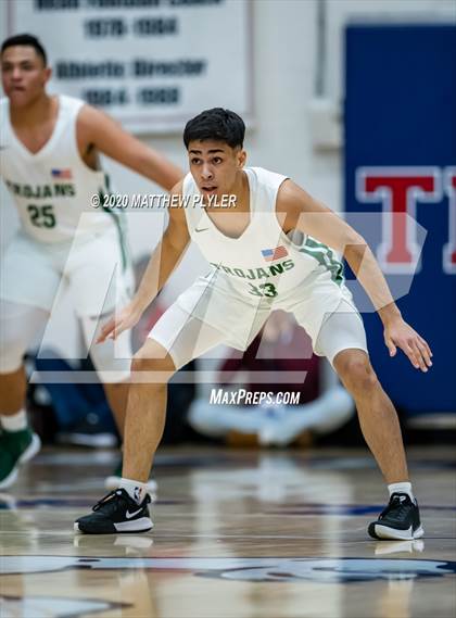 Thumbnail 1 in Trinity Christian vs. Pine Forest (MLK Dream Jam @ Terry Sanford) photogallery.