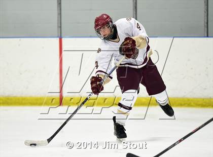 Thumbnail 2 in Iona Prep vs. Fairfield Prep (Carrano Cup Semifinal) photogallery.