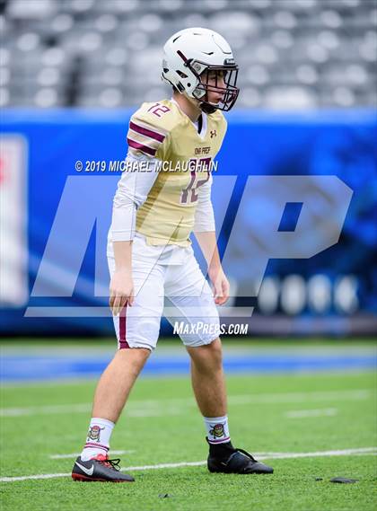 Thumbnail 3 in Pope John XXIII vs. Iona Prep photogallery.