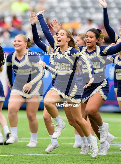 Thumbnail 2 in Pope John XXIII vs. Iona Prep photogallery.