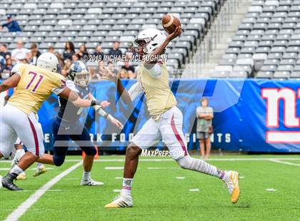 Thumbnail 3 in Pope John XXIII vs. Iona Prep photogallery.