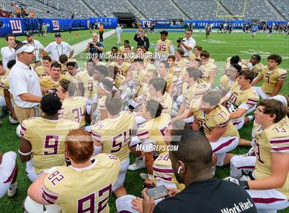 Thumbnail 2 in Pope John XXIII vs. Iona Prep photogallery.