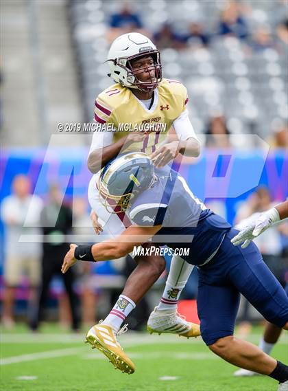 Thumbnail 2 in Pope John XXIII vs. Iona Prep photogallery.