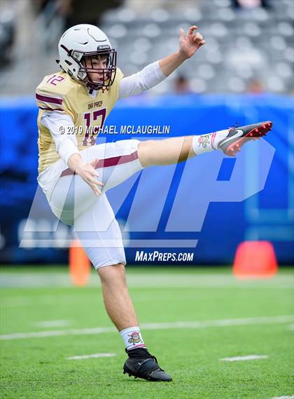 Thumbnail 1 in Pope John XXIII vs. Iona Prep photogallery.