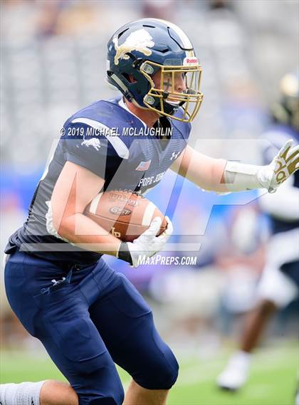Thumbnail 2 in Pope John XXIII vs. Iona Prep photogallery.